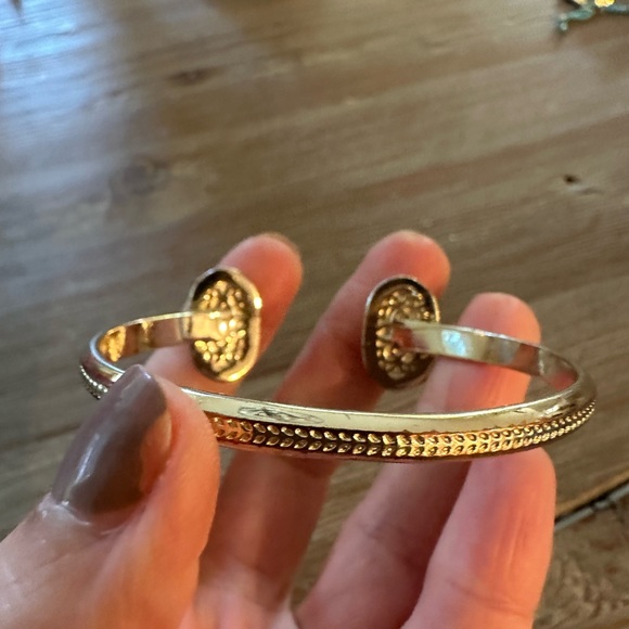 Kendra Scott Bracelet - Picture 8 of 8